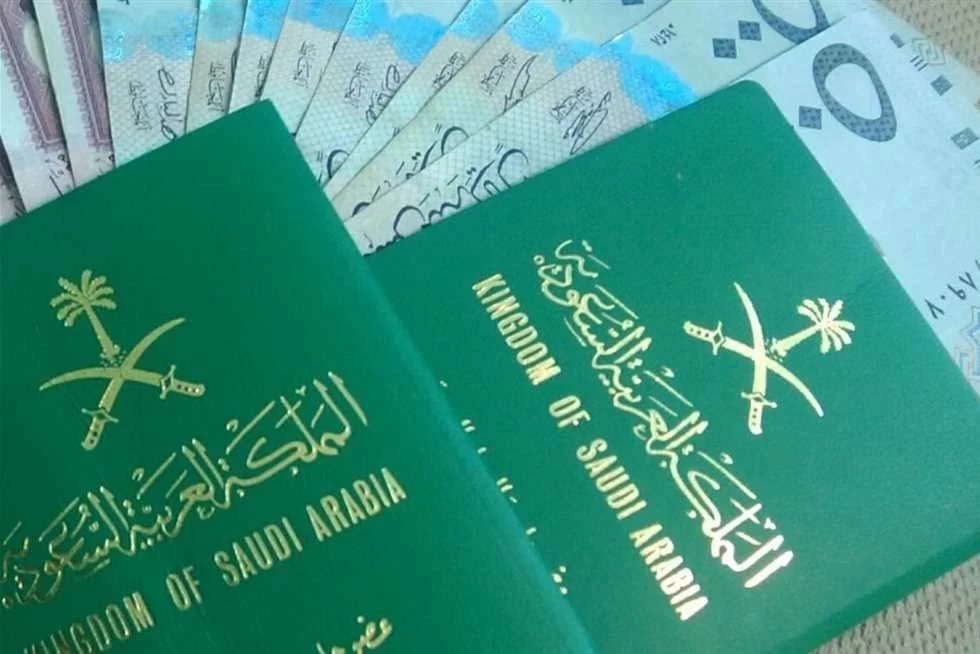 السعودية تعلن عن المدة المسموحة لصلاحية جوازات المقيمين لإصدار تأشيرة “خروج وعودة”