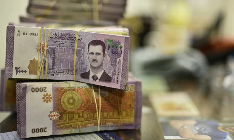 الحكومة السورية ترفع أسعار الصرف
