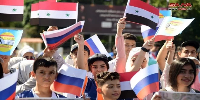 سوريا... تحتفل بيوم "العلم الروسي"