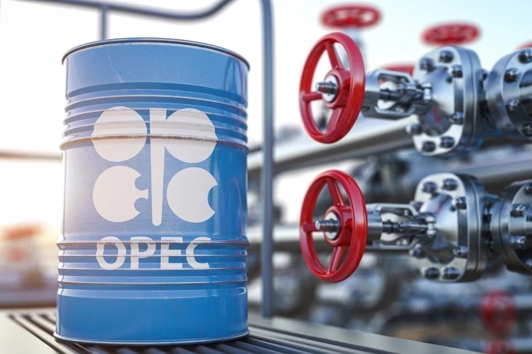 ما هو تأثير خفض إنتاج "أوبك" على أسعار النفط والتضخم