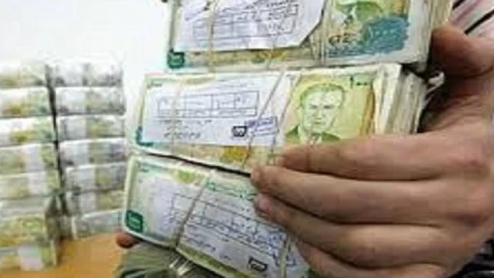 سعر صرف الليرة السورية في دمشق وحلب امام بعض العملات