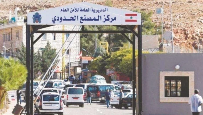 الحكومة اللبنانية تعدل شروط دخول لبنان من سوريا