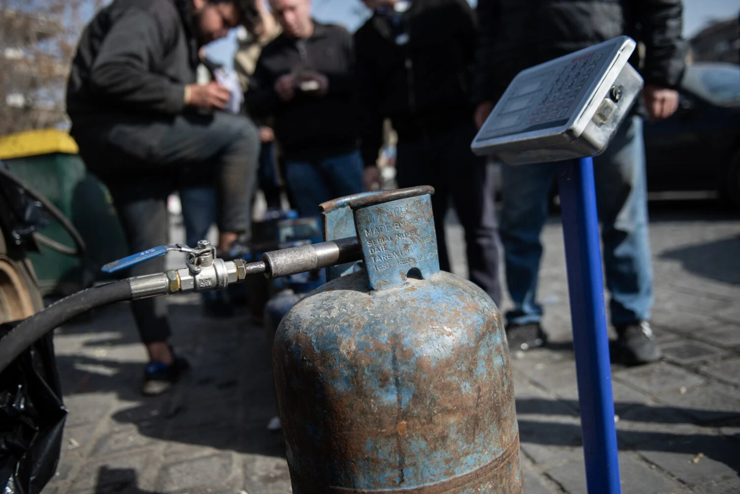 رفع أسعار المحروقات في سوريا وفق سعر الصرف الجديد