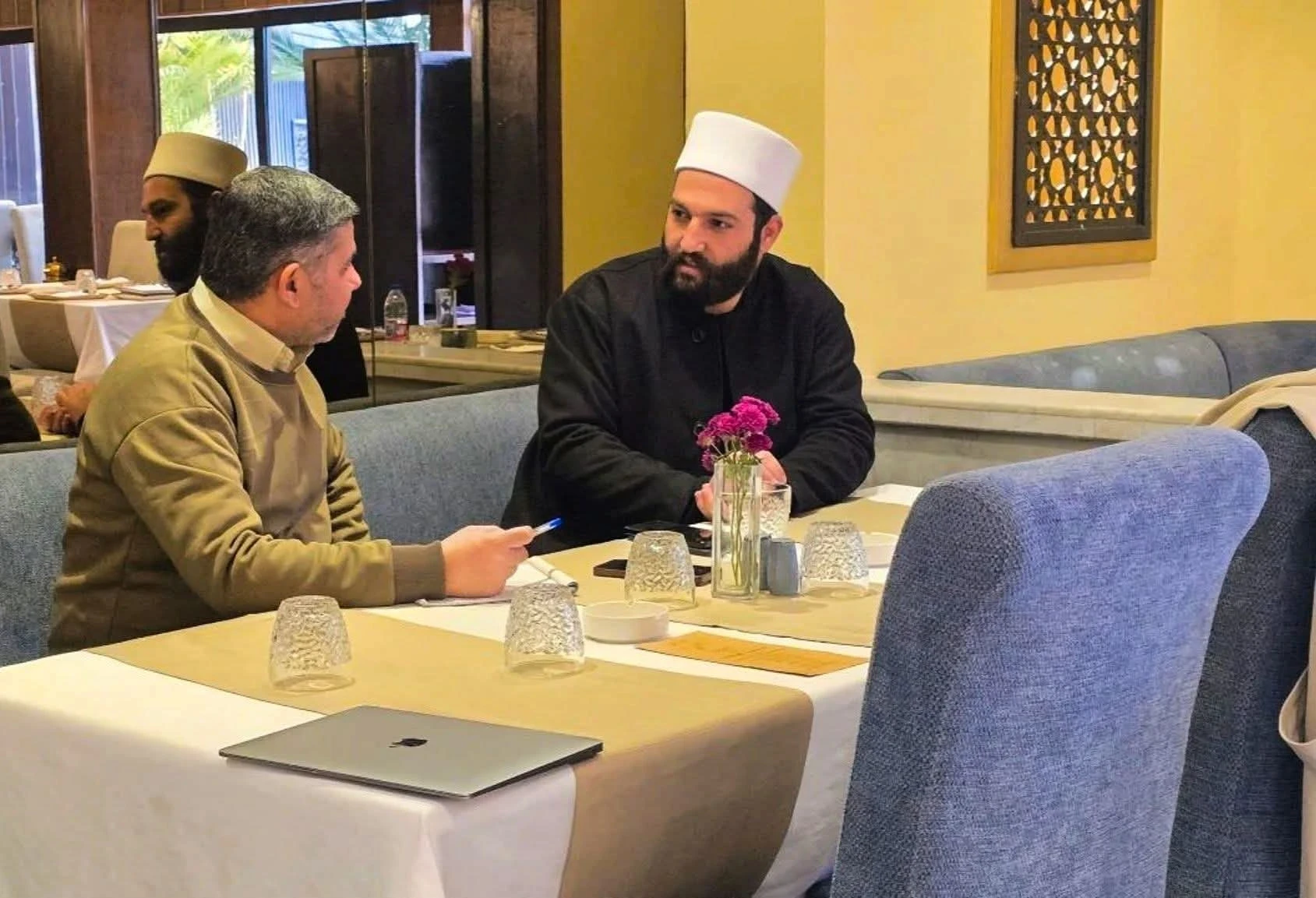 لقاء صحفي مع الشيخ ليث البلعوس في دمشق