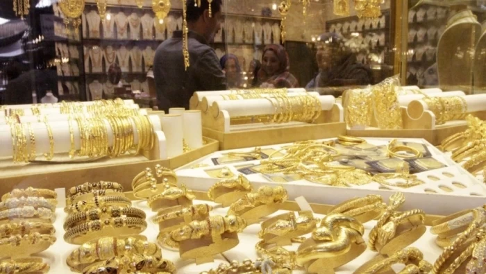 رسمياً غرام الذهب يتجاوز 100 ألف ليرة.. والأونصة فوق الـ4 ملايين ليرة