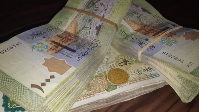 سعر صرف الليرة السورية في دمشق وحلب أمام بعض العملات 18/4/2019