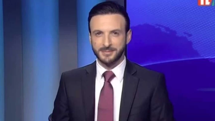 بكلمات مؤثرة ورسالة نارية.. إعلامي لبناني يستقيل على الهواء (فيديو)