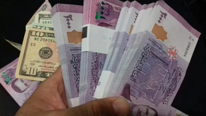 تحسن بسعر الليرة السورية في افتتاح يوم الأربعاء5/8/2020