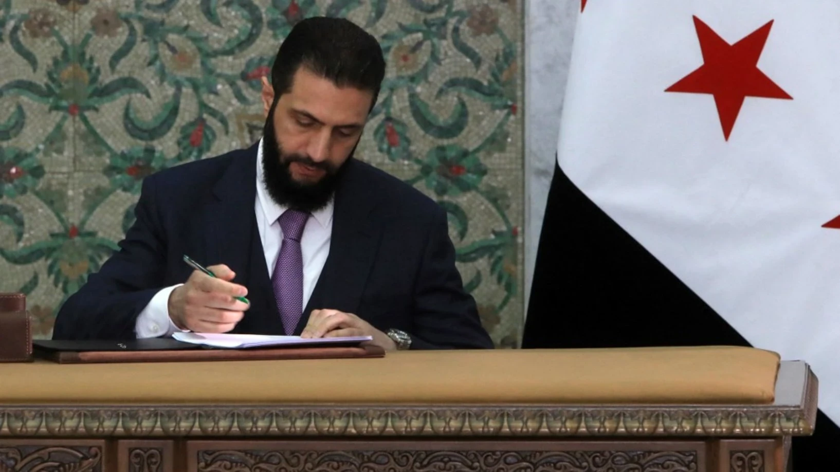 لقاء لافت في دمشق.. رجل أعمال أمريكي يكشف فرصاً كبرى للتعاون بين سوريا وواشنطن