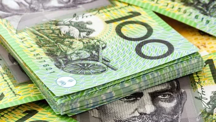 الدولار الأسترالي واليوان يصعدان مع تحسن الإقبال على المخاطرة