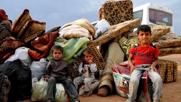 موقع ألماني: الظروف غير مناسبة لعودة اللاجئين السوريين لوطنهم
