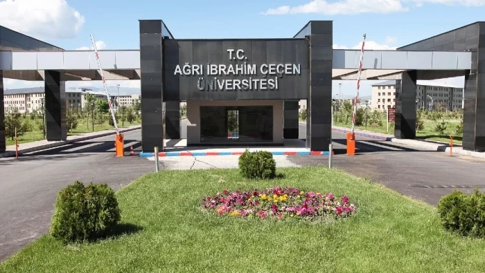 جامعة “أغري” التركية تفتتح أول قسم لدراسة الشريعة بالعربية في البلاد