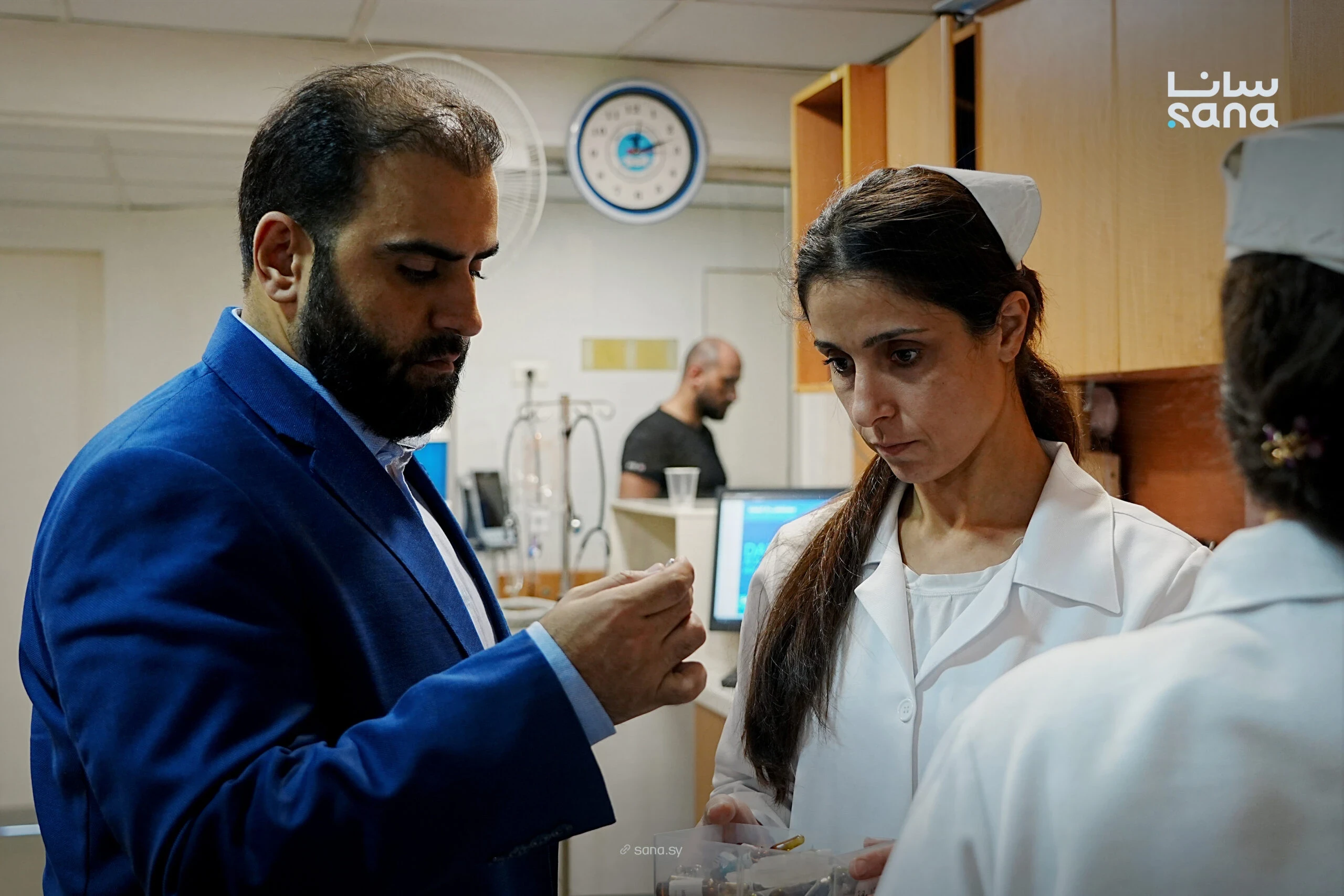 جولة مفاجئة تكشف اختلالات إدارية في أحد مشافي دمشق