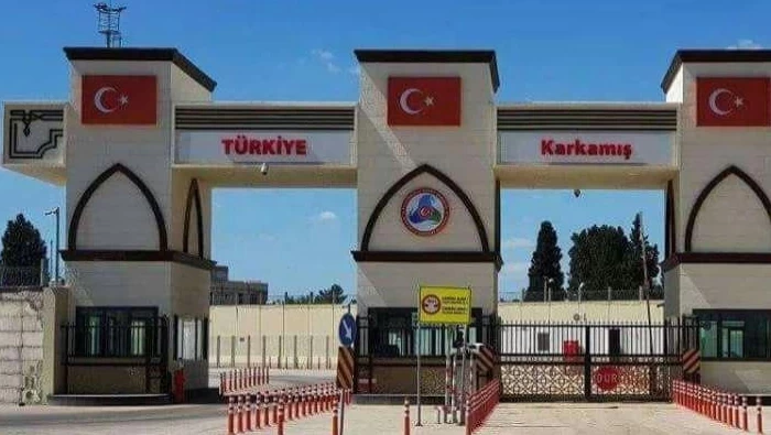 معبر جرابلس يحدد شروط العودة إلى تركيا