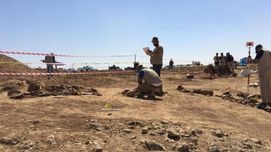 مقـ..ـبرة جماعية جديدة في تركان تضم رفـ..ـات طفل وامرأة جنوب شرقي حلب