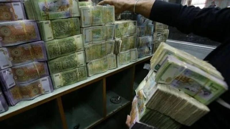 زيادة الرواتب في سوريا تثير جدلاً حول تأثيرها على الأسعار والقدرة الشرائية