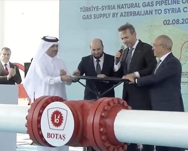 الكهرباء إلى تحسّن بسوريا بعد وصول الغاز الأذربيجاني وتخصيصه للمنازل