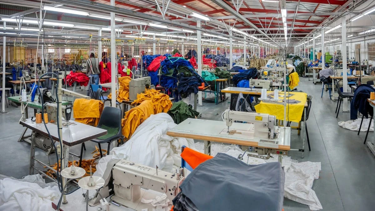 بعد مصر.. هل تصبح سوريا الوجهة الجديدة لمصانع الألبسة التركية؟