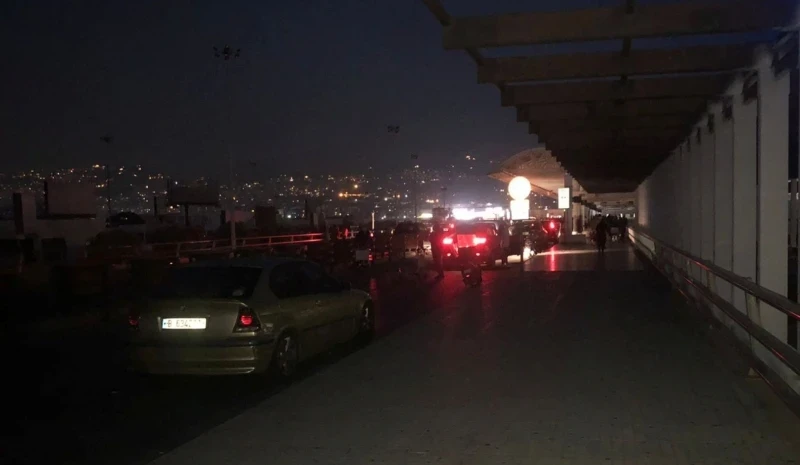 اعلامية تسخر من مطار بيروت "بلا كهرباء"