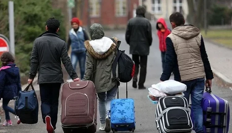 النرويج تعلق معالجة طلبات لجوء السوريين حتى نهاية العام لإعادة تقييم الأوضاع بعد سقوط النظام
