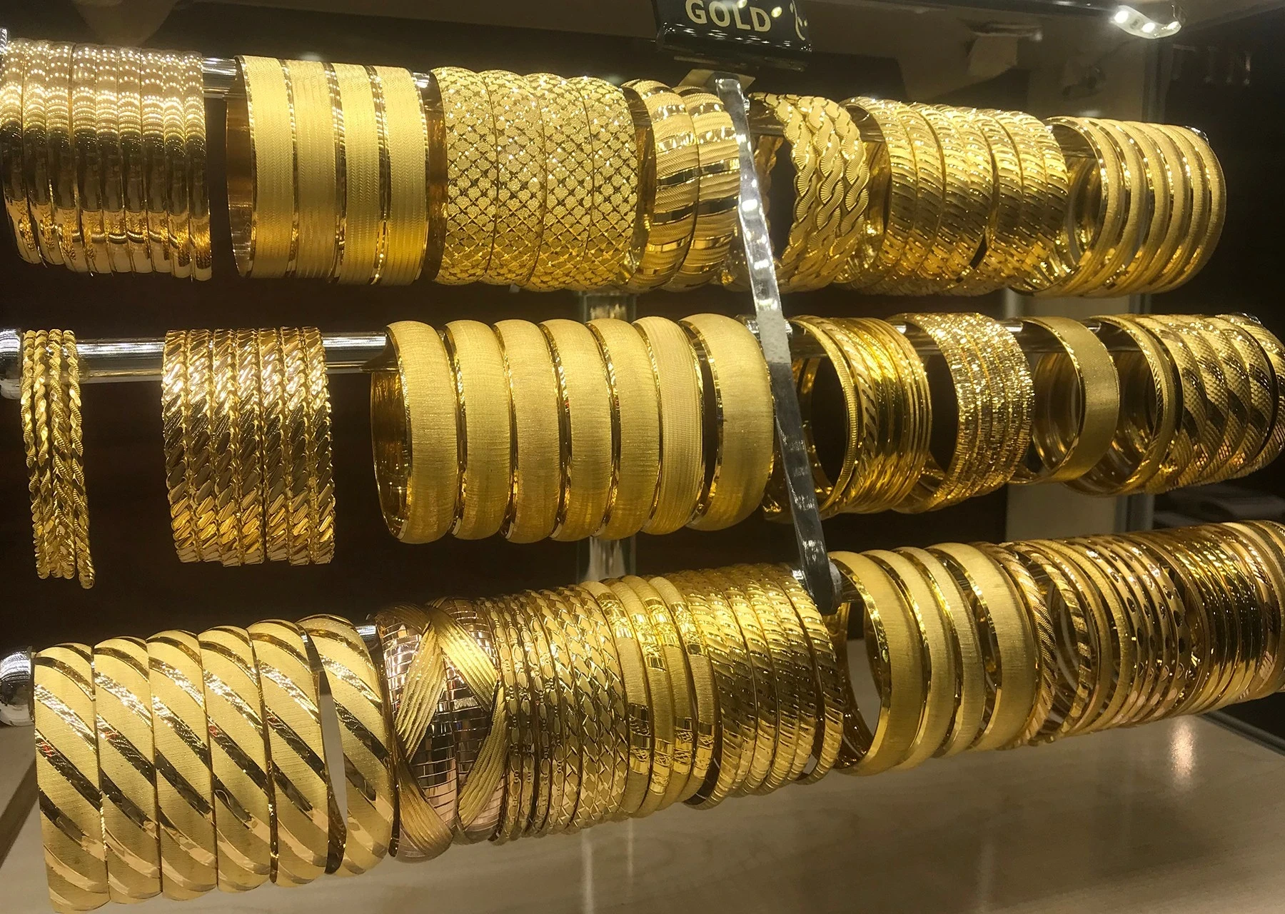 أرقام قياسية: ارتفاع جديد في أسعار الذهب بالسوق السورية