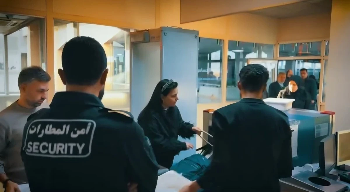 استعادة مصاغ ذهبي مسروق في مطار دمشق وتوقيف الفاعل