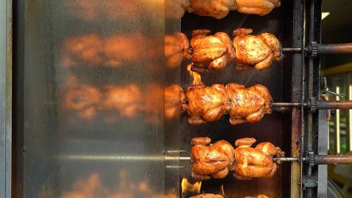 الفروج المهرّب يخفض الأسعار ويُبقي المشوي مرتفعًا