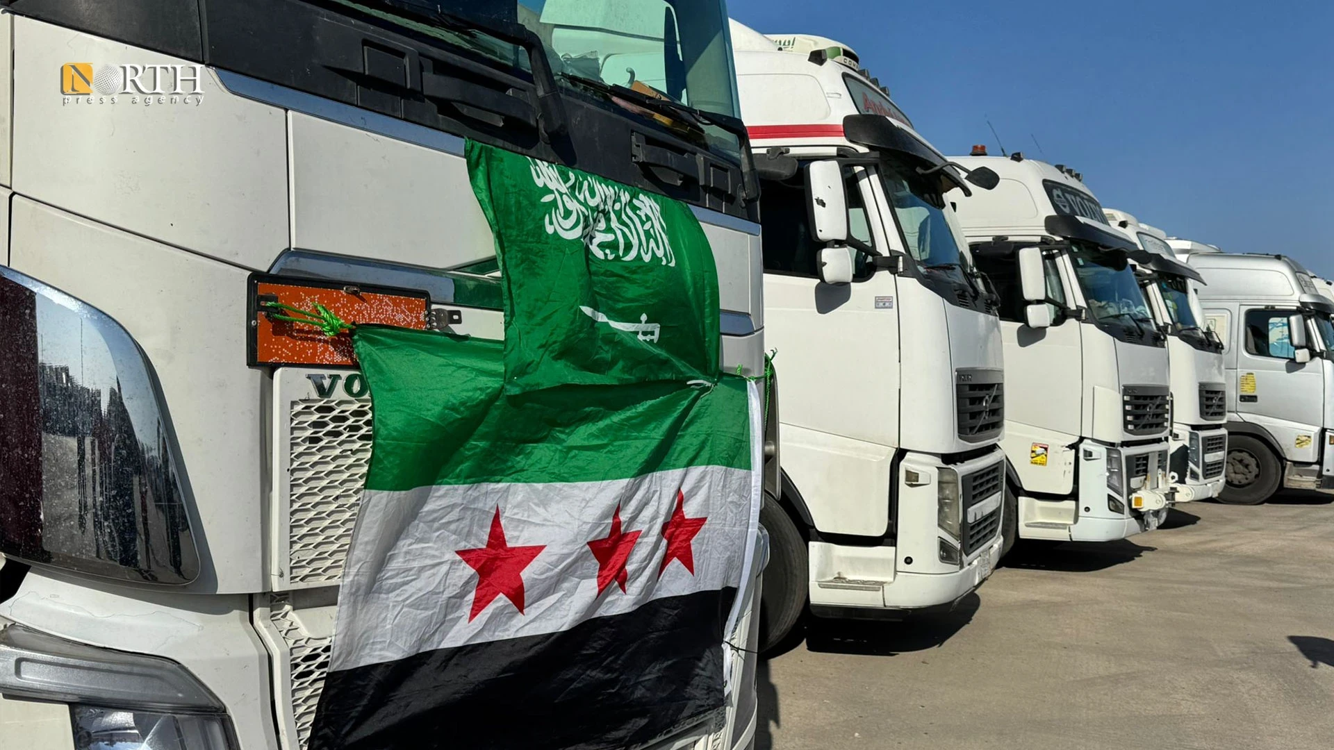 تسهيلات سعودية جديدة تنعش الشحن السوري وتفتح الطريق أمام آلاف الشاحنات