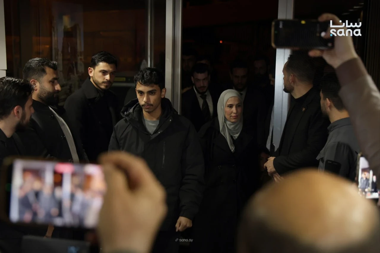 وصول الشاب السوري محمد عنقة إلى دمشق بعد إخلاء سبيله من العراق