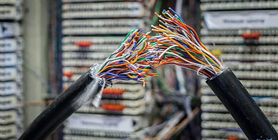 سرقة كابل نحاسي تتسبب في قطع الاتصالات والإنترنت عن آلاف المستخدمين في درعا