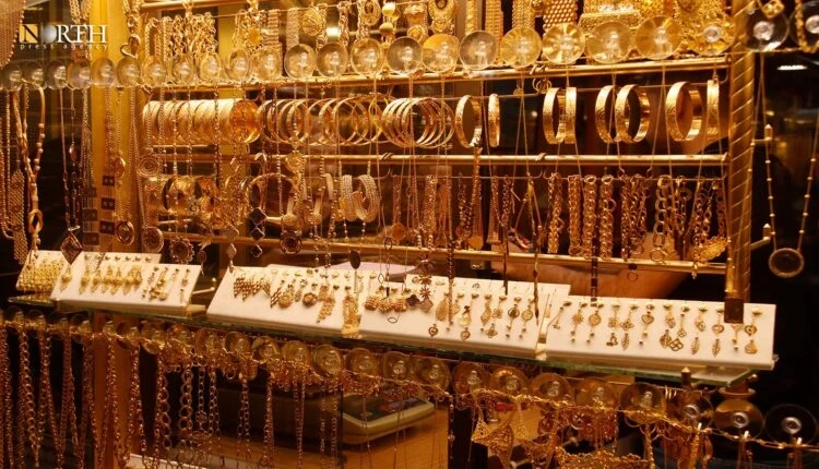 ارتفاع سعر غرام الذهب عيار 21 في سوريا 1000 ليرة بالتزامن مع صعوده عالميًا
