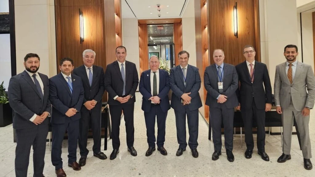 تحركات سورية في واشنطن لتعزيز الاقتصاد وإعادة الاندماج المالي العالمي