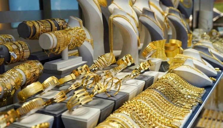 أسعار الذهب في سوريا اليوم الأحد 14 كانون الأول 2025