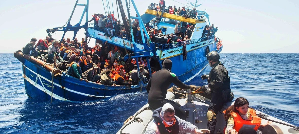 بعد إنقـاذ أكثر من 100 مهاجر في البحر المتوسط: منظمة إنسانية أوروبية تدعو إيطاليا لامتثال للقوانين الخاصة بالمهاجرين