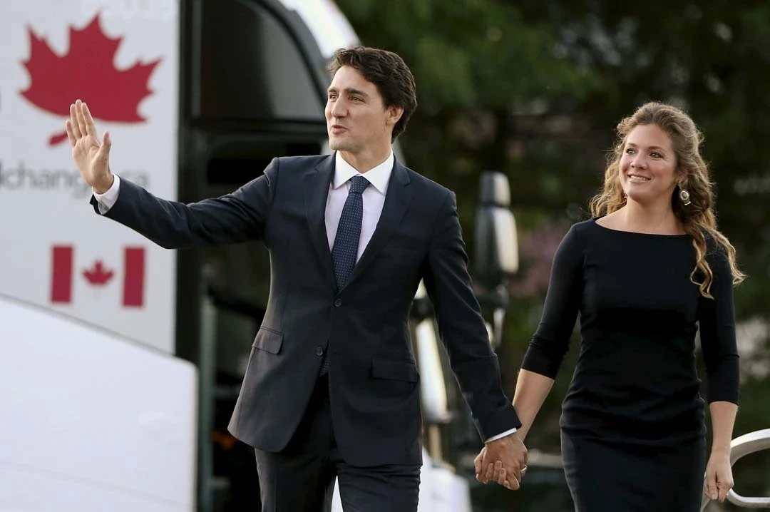رئيس الوزراء الكندي وزوجته يعلنان انفصالهما بعد 18 عامًا من الزواج ويوجهان طلبًا