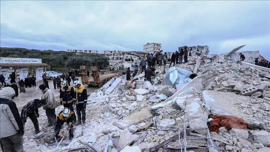 فنان سوري يتهم الحكومة بسرقة المساعدات