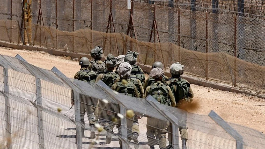 توغلات في ريف القنيطرة وتوقيف عدد من الأشخاص خلال تحركات ميدانية