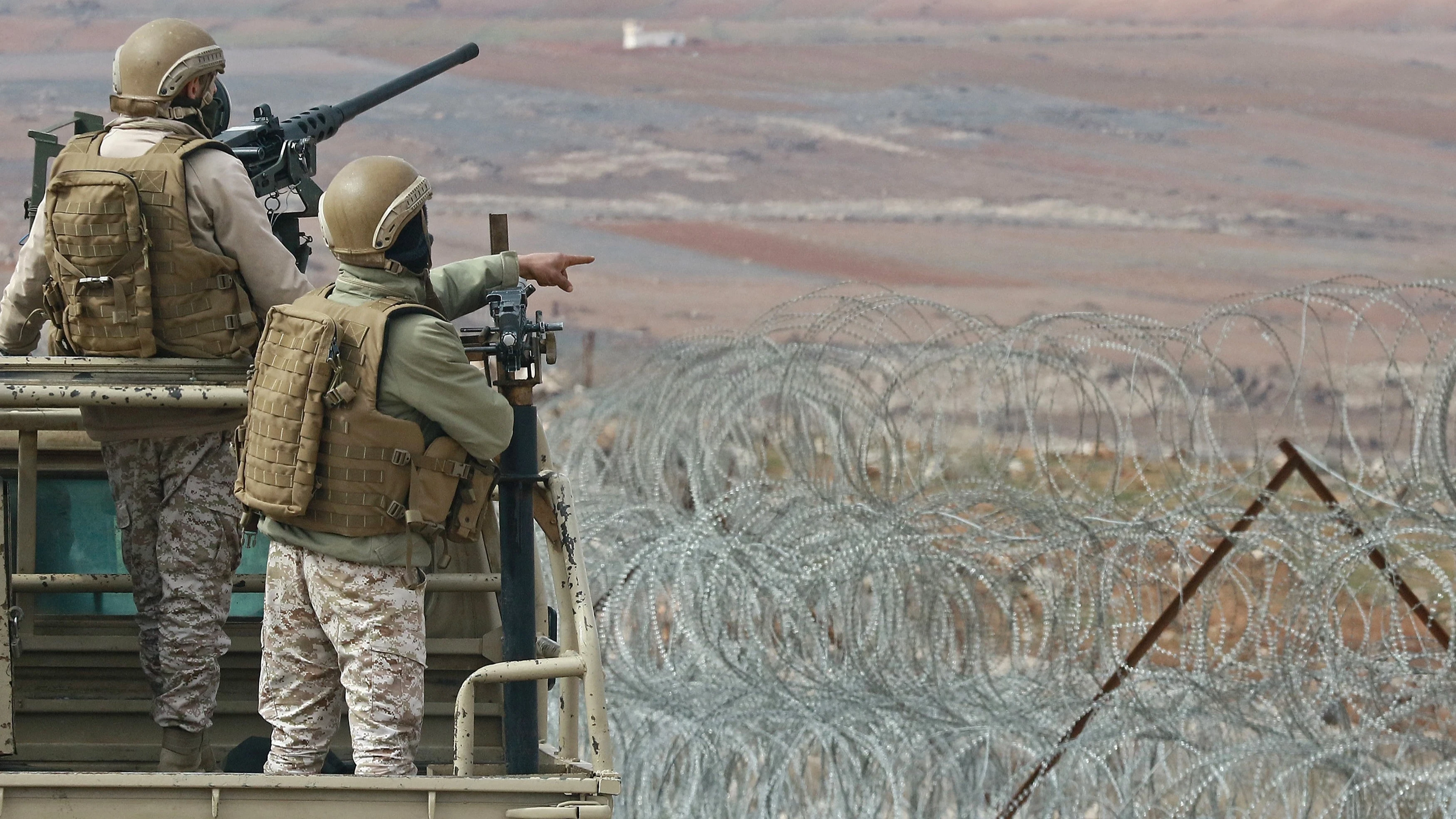 الجيش الأردني يحبط محاولتَي تسلّل إلى أراضيه ويعتقل المتسللين