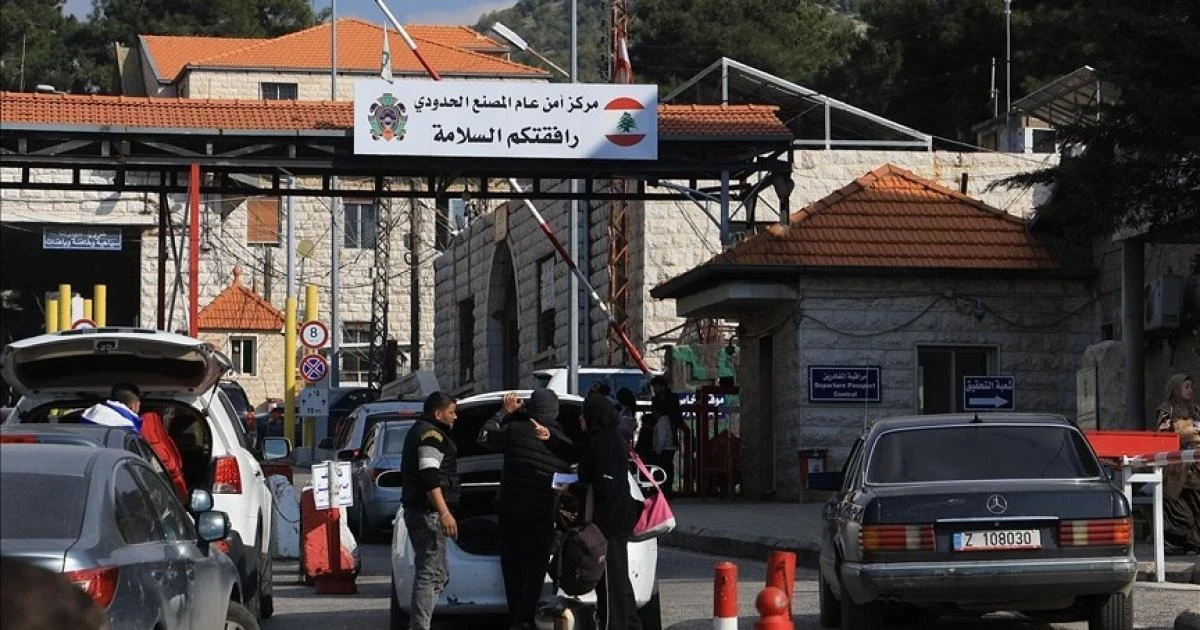 سوريا توقف العبور عبر منفذ حدودي مع لبنان بعد تحذير إسرائيلي