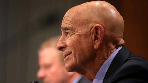 مواقف باراك تشعل جدلاً بين تل أبيب وواشنطن