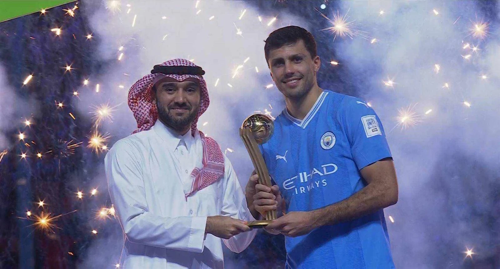 تتويج فريق مانشستر سيتي وتألق لاعبين في جوائز مونديال الأندية 2023 في السعودية