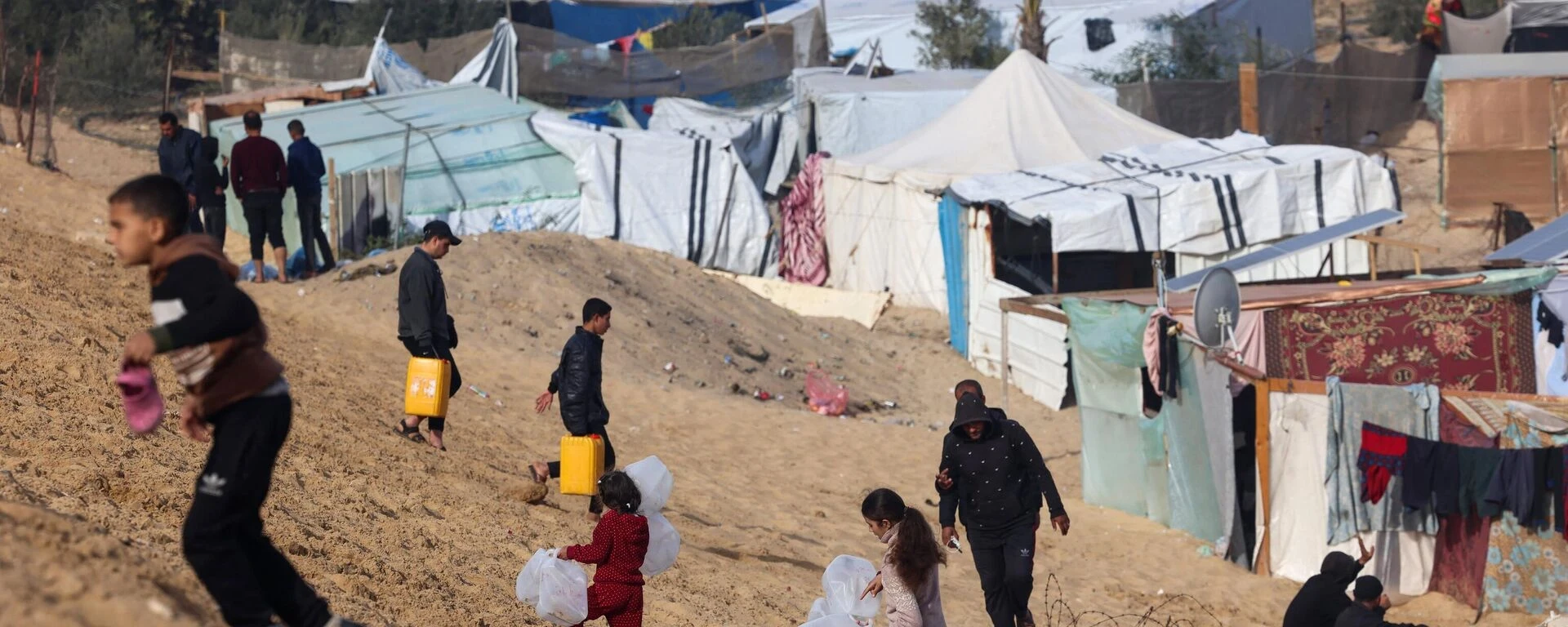 مسؤولون لبنانيون يبحثون مع تركيا وقبرص ملف اللاجئين السوريين