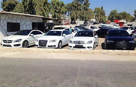 خبير اقتصادي يحذر من خطر إغراق سوريا بـ 'نفايات السيارات' ويقترح حلولًا فعّالة