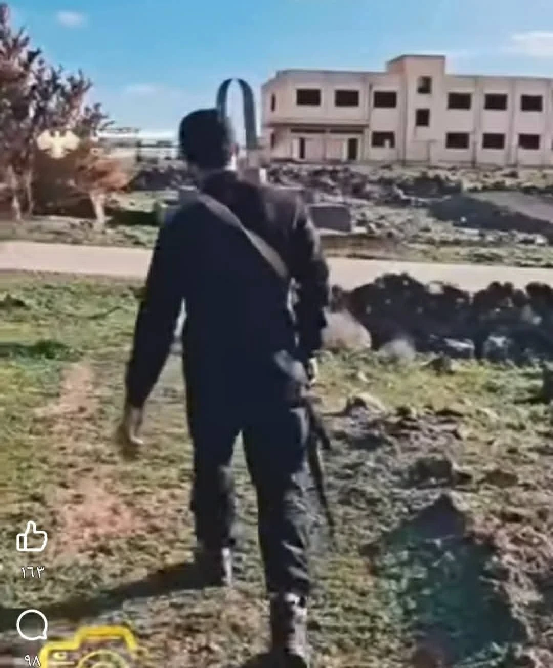 تداول فيديو من ريف السويداء يظهر إطلاق نـ..ـار على قـ..ـبر في قرية داما