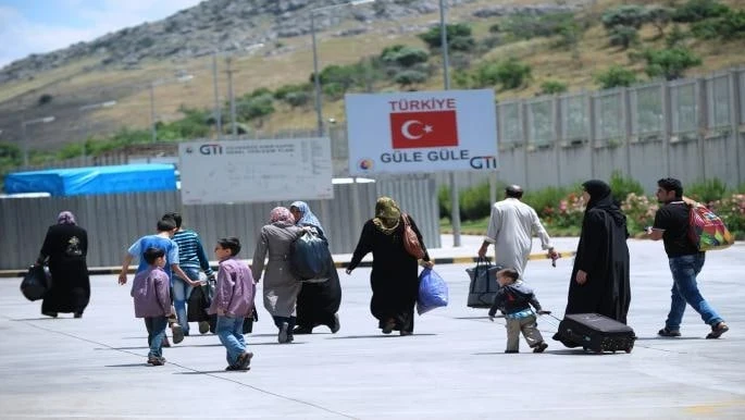 تركيا تكـشف عدد اللاجئين على اراضيها