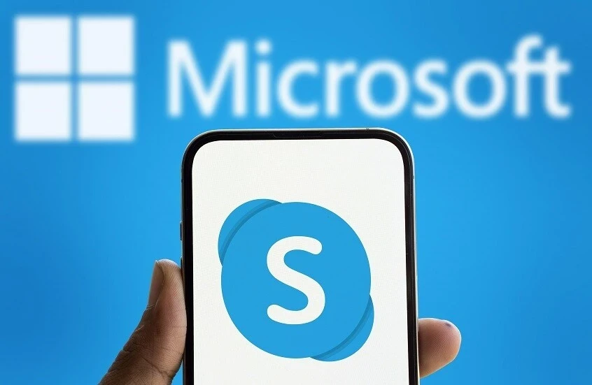 مايكروسوفت تُغلق "سكايب" نهائياً... وسوريون يودّعون التطبيق الذي رافقهم في أصعب اللحظات