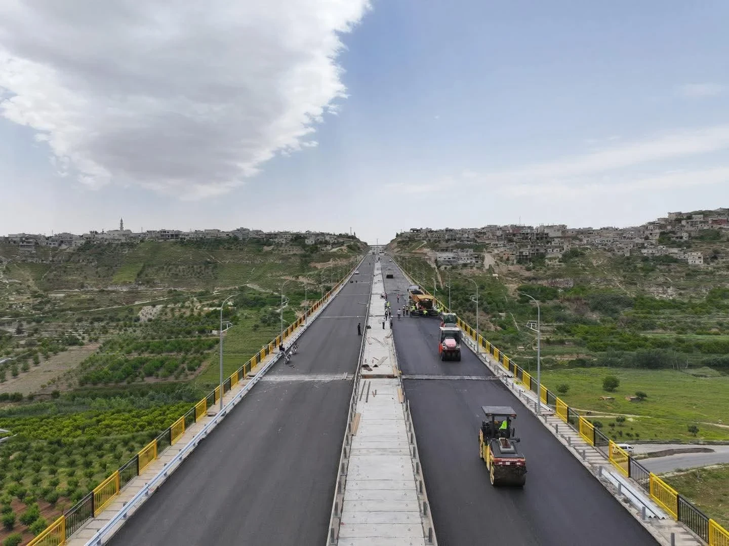 جسر الرستن يعود للخدمة.. أرقام وتفاصيل هندسية تكشف حجم الإنجاز