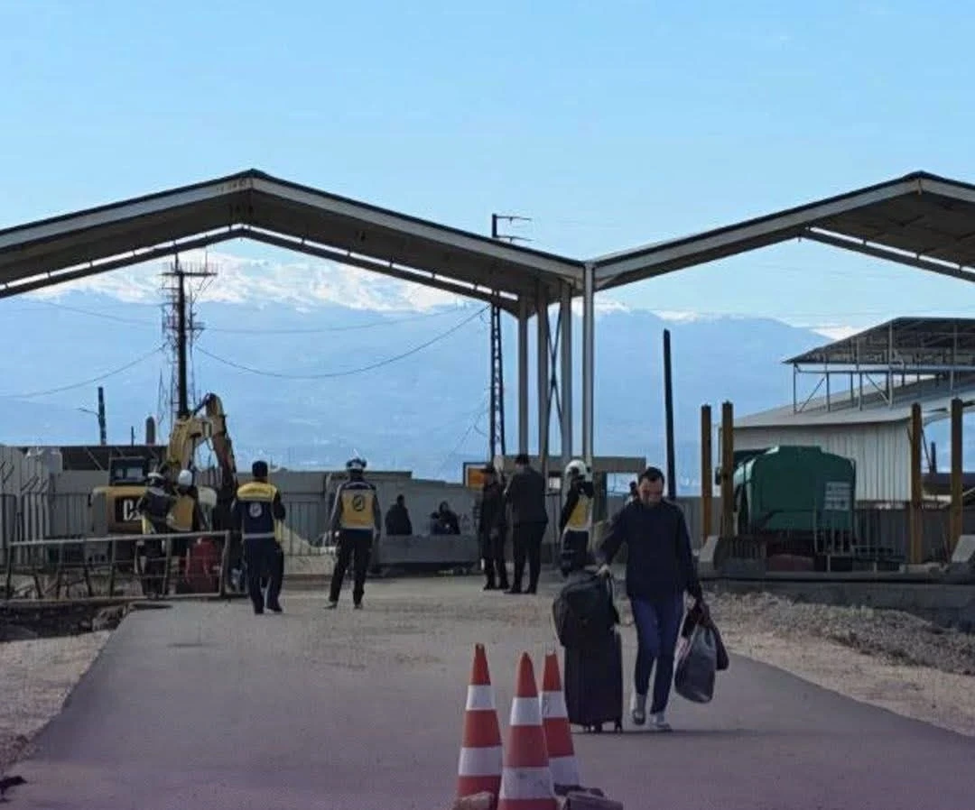 إعادة فتح معبر العريضة بين سوريا ولبنان لعبور السوريين بشروط مؤقتة