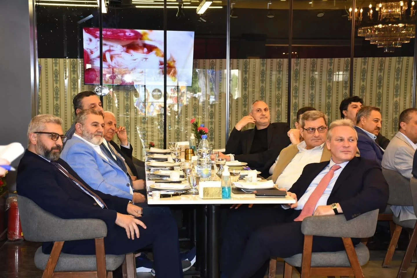 سوريا وإندونيسيا تبحثان تعزيز الاستثمارات والتبادل التجاري في دمشق