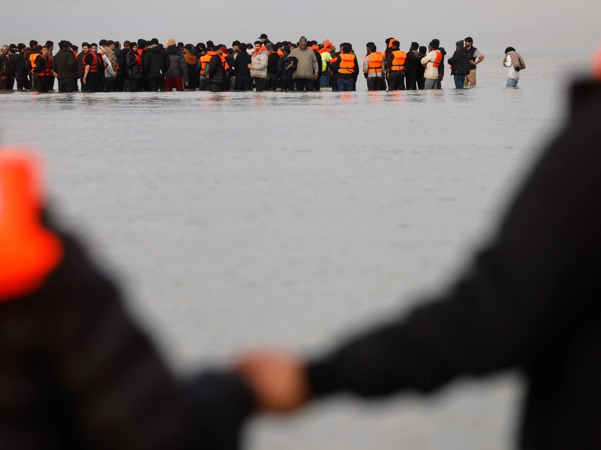 الاتحاد الأوروبي يوافق على تشديد قواعد الهجرة وتسريع ترحيل طالبي اللجوء